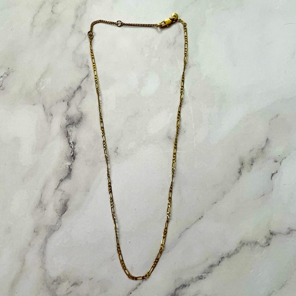 Madewell small gold plated figaro chain necklace - Picture 5 of 5